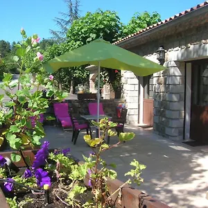 aux-vieux-arceaux.hotels-rhonealpes.com/